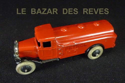Dinky toys camion citerne - toys,