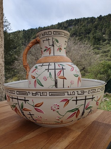Ensemble toilette ancien broc