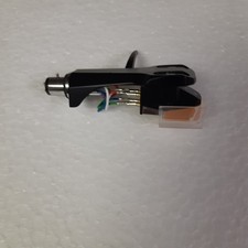 cellule phono MM audiotechnica AT-VM95EN Sur Porte-cellule.