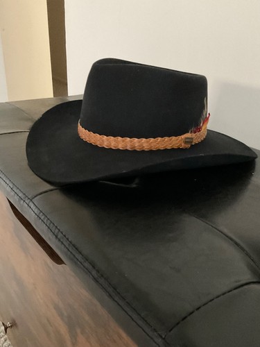 Akubra black hat size - black, 57