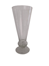Vase sur pied en verre