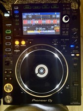 x1 - Pioneer CDJ-2000NX2