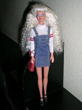 vintage barbie blonde ancienne collection Mattel fabriquée en chine