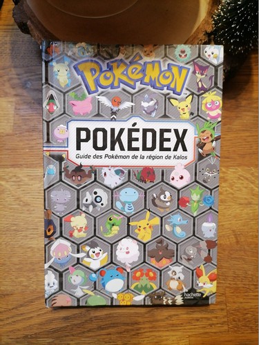 Livre pokédex guide des - livre,