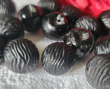 Lot 6 boutons ancien en verre