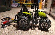 LEGO Technic 9393 Tractor
