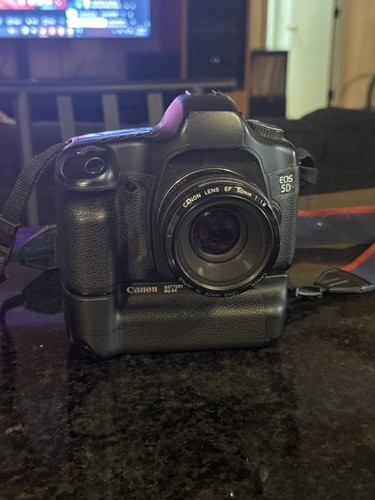 Canon eos mark - canon, bg-e4