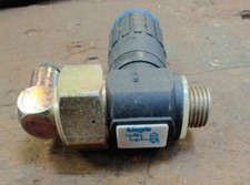 Limiteur régulateur de pression pneumatique Legris pour verin