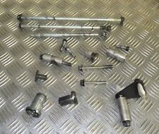 Suzuki 650 SV 99/02 - Axe Support Moteur