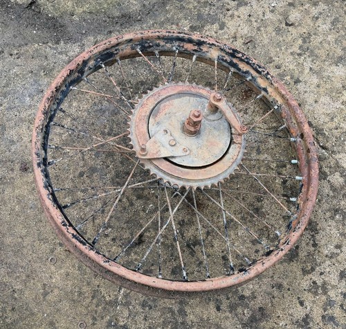 Roue arriere moto - roue,