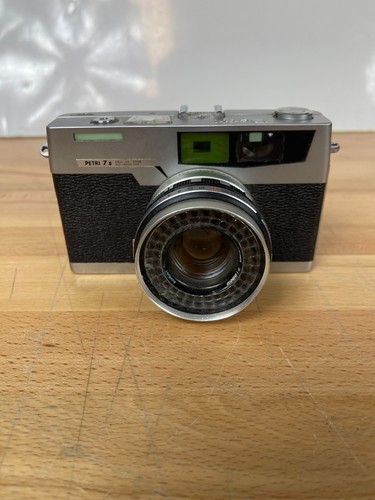 Petri 35mm rangefinder film - 7s,