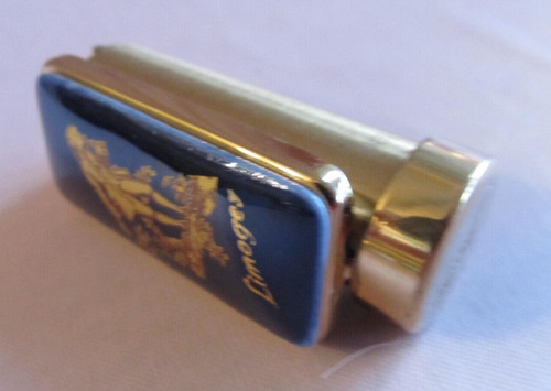 Etui rouges lèvres de - à,