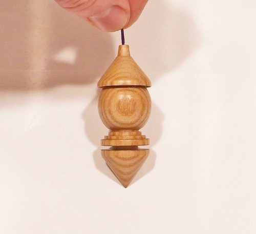 Pendule en frene arbre - frene,