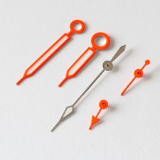 Jeu d'aiguilles argent / rouge