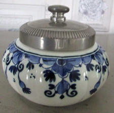 Bonbonnière, boîte à bijoux porcelaine Delft Holland pour les étains de Paris