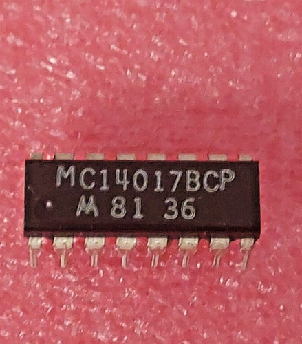 1pcs mc14017bcp decade - ,