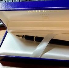 stylo plume Or Waterman Laque