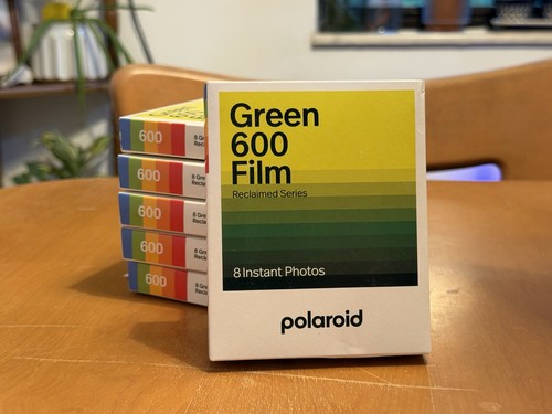 Polaroid 600 reclaimed green - 600,