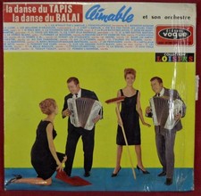 la danse du tapis aimable et