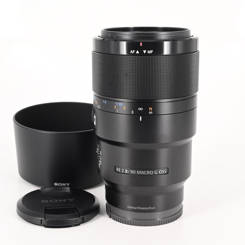 Sony 90mm macro g oss - 90mm, f2.8