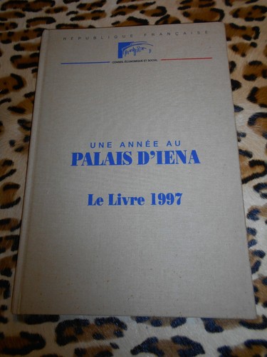 Une année palais - une,