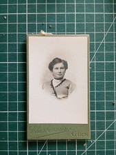 UF1030 PHOTO ANCIENNE CDV CIRCA 1900 Femme - studio Charbonnier Paris