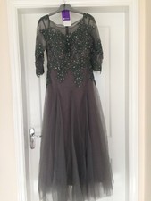 Tenue mariage et occasion spéciale JJ's House, occasion comme neuve