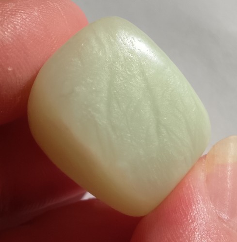 13.37gr 22x20x17mm jade vert