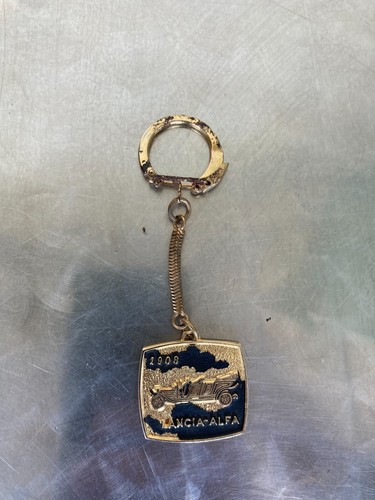 Ancien porte cle - cle, alfa