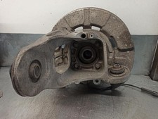 33326879101 fusée arrière gauche pour BMW X5 (E70) 3.0 TURBODIESEL 2006 4513908