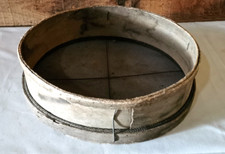 ANCIEN TAMIS EN BOIS DECO