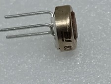 4x POTENTIOMETRE TRIMMER.BI 82MR100.