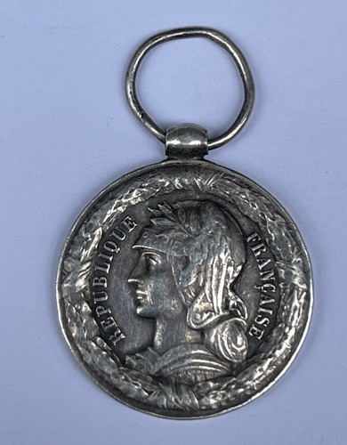 Medaille militaire francaise - medaille,