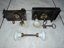 ANCIENNE SERRURE DE PORTE FER