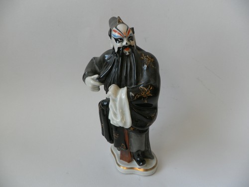 Statuette porcelaine de - statuette,