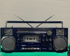 SANYO MR-V8 Radio Cassette