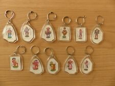 LOT 11 PORTES CLES PUBLICITAIRES "BISCOTTES PRIOR"