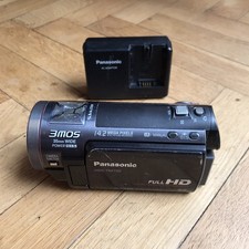 Caméscope Panasonic HDC-TM700 3MOS 14mp High-end Videocam