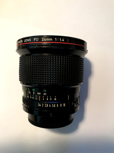 Canon 24mm 4 - fd,