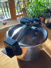 Grande cocotte minute " Moulinex ", faitout en inox, 8L, made in France