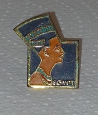 Pin's Sur Égypte Grand Modèle Tête Nefertiti Égyptien Egypt Couleur Or