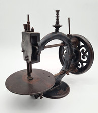 Ancienne Machine à Coudre Manuelle en fonte d'acier Décoration vintage - C07