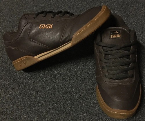Vtg 2001 lakai staple - vtg,