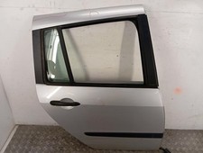 Porte arriere droit RENAULT GRAND MODUS PHASE 2 821003703R