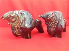 Paire taureaux stylisés