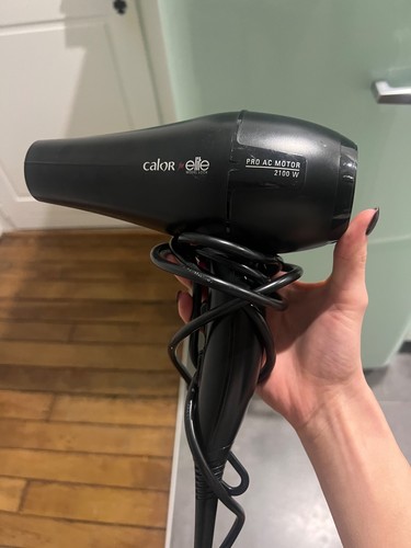 Sèche cheveux noir marque - /,