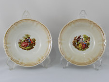2 assiettes hondos porcelaine