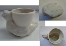 ANCIEN COQUETIER BISCUIT FORME