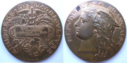 Médaille école agriculture - École,
