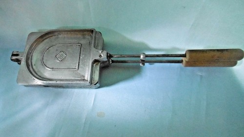 Ancien gaufrier aluminium - ancien, en